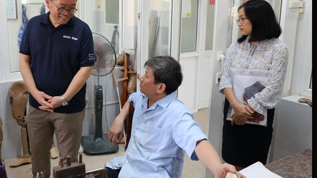 Bình Định: Giám đốc KOICA Việt Nam thăm Bệnh viện Chỉnh hình và Hồi phục chức năng Quy Nhơn